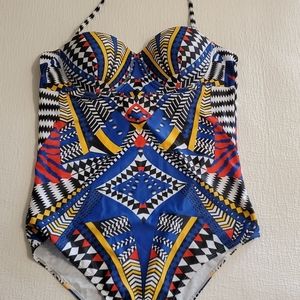 Geometric Design Swimsuit Plus Size